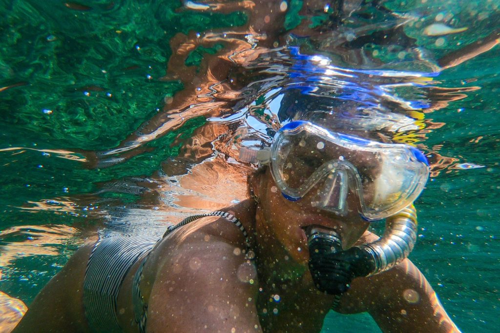 Shooting underwater by the sea. Lars H Knudsen/Pexels.